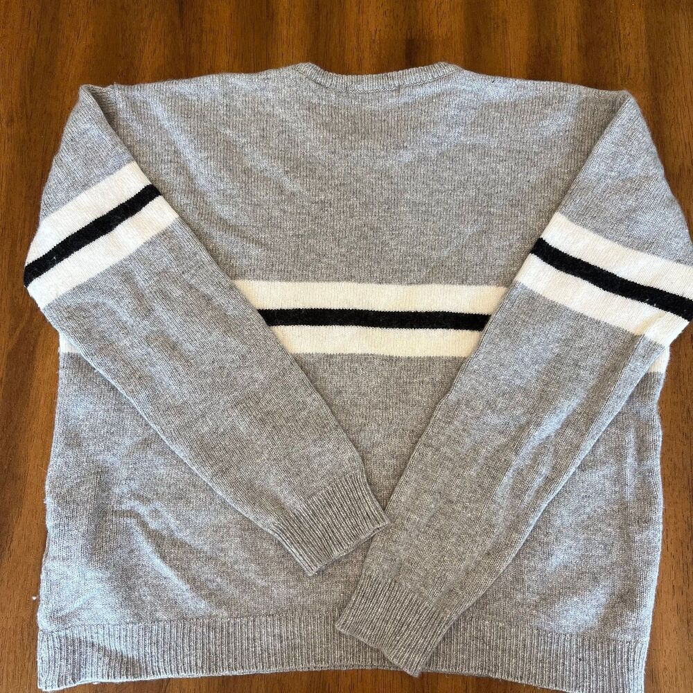 Brandy Melville Grey and White Striped Long Sleeve Sweater One Size - Picture 6 of 9